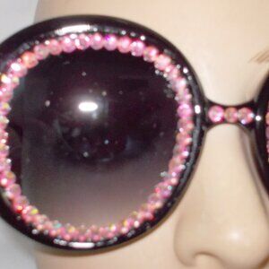 SEXY SUNNIES! BLACK ROUND SUNGLASSSES WITH PINK FLAME RHINESTONES